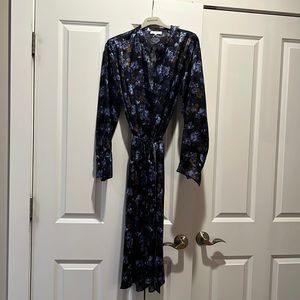 Vince size M belted dress
